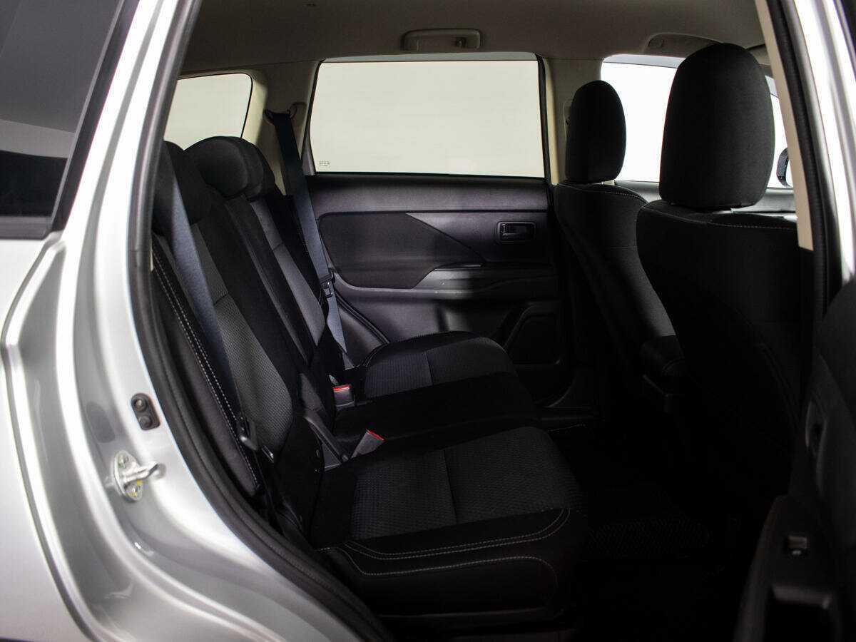 Mitsubishi Outlander б/у, 2019, Вариатор. Фото: #7