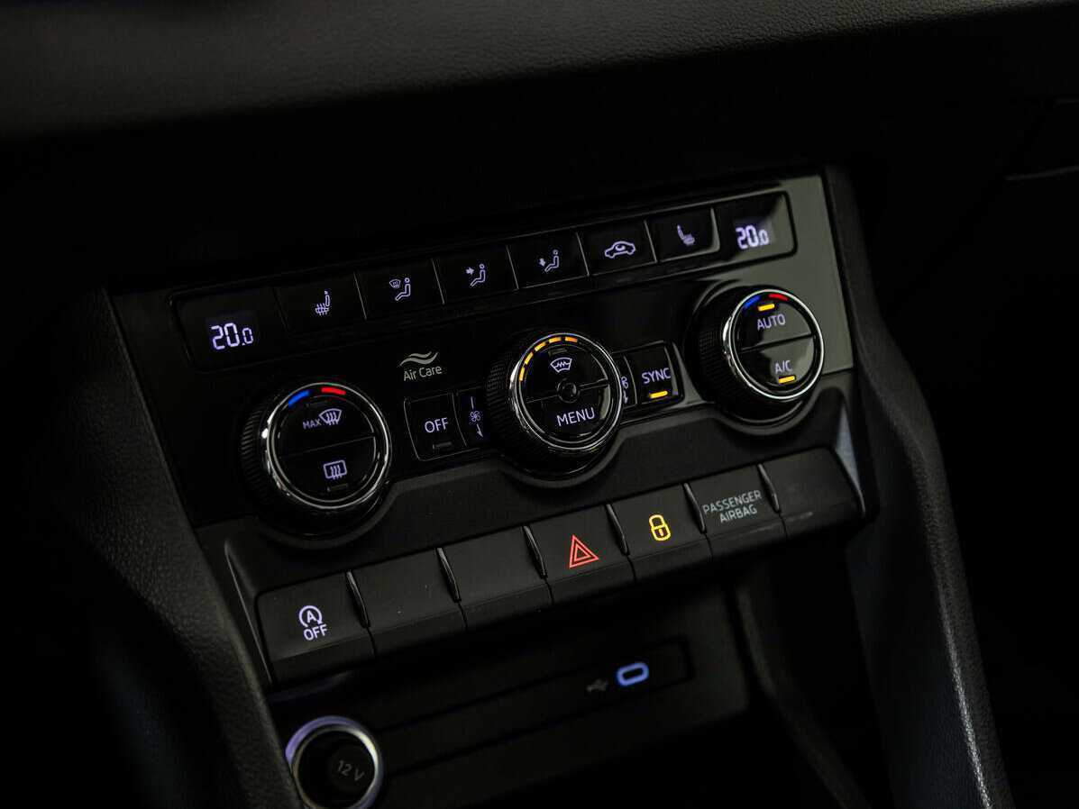 Skoda Karoq б/у, 2020, Автоматическая. Фото: #14