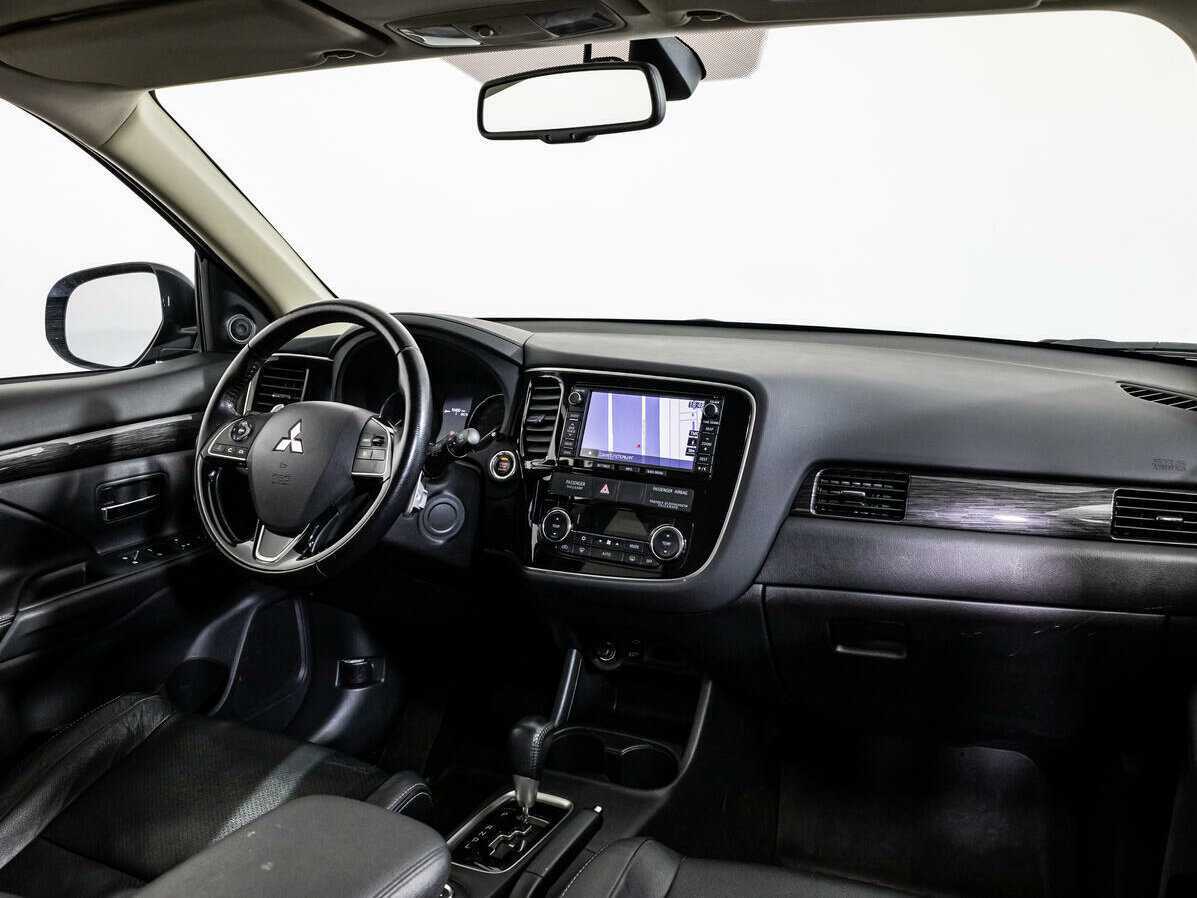 Mitsubishi Outlander б/у, 2015, Вариатор. Фото: #6