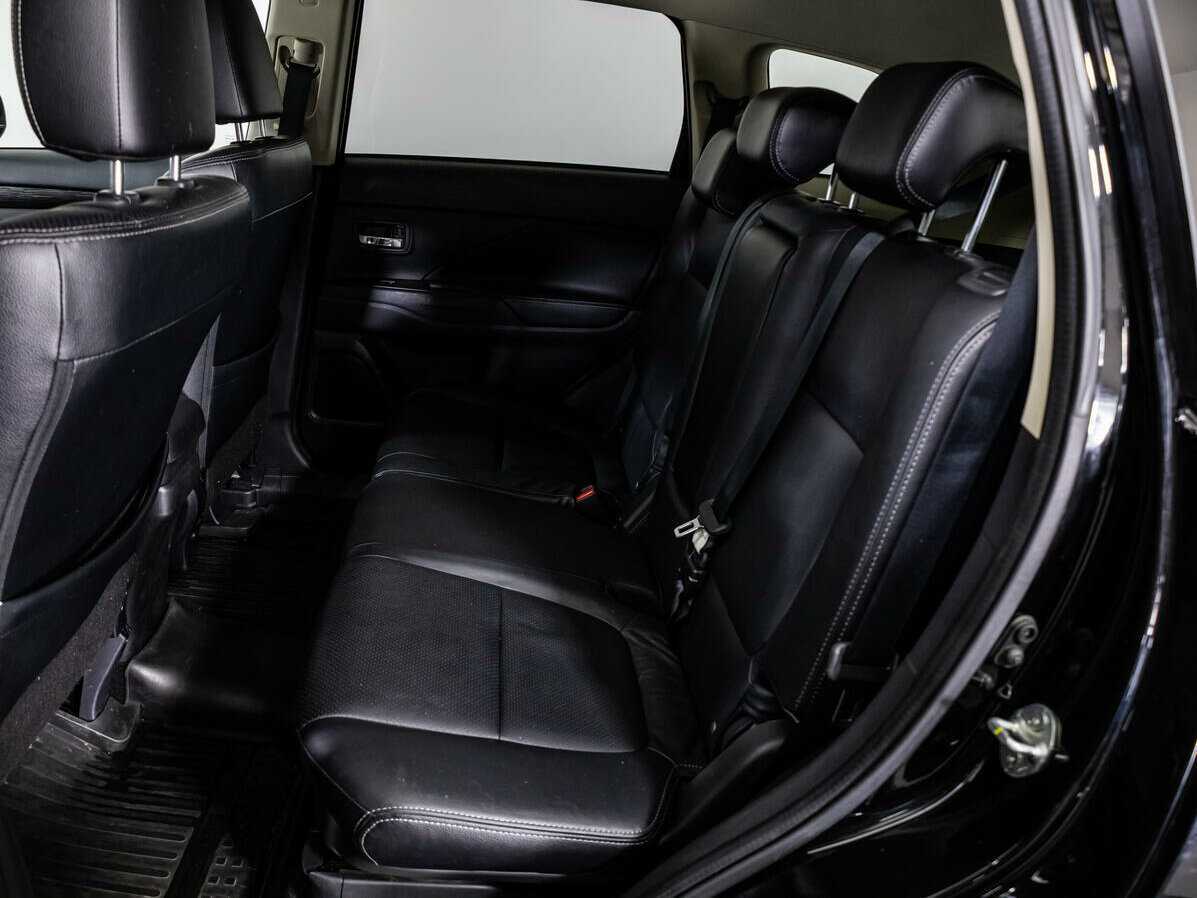 Mitsubishi Outlander б/у, 2015, Вариатор. Фото: #7