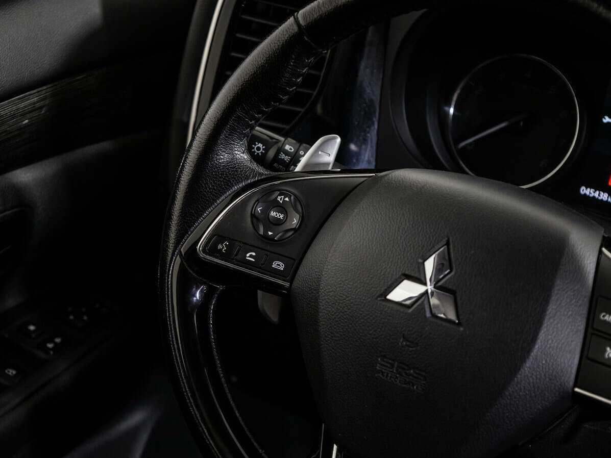 Mitsubishi Outlander б/у, 2015, Вариатор. Фото: #11