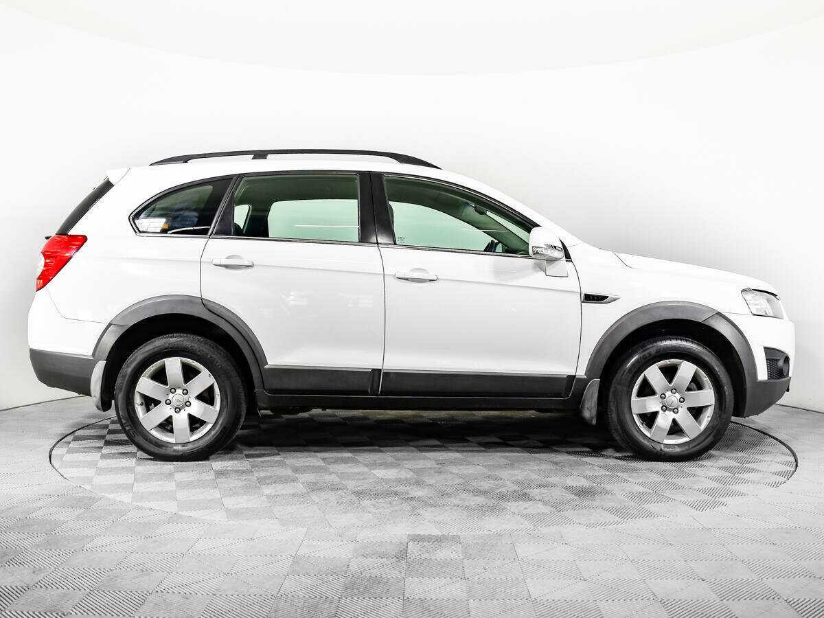Chevrolet Captiva б/у, 2012, Механическая. Фото: #3