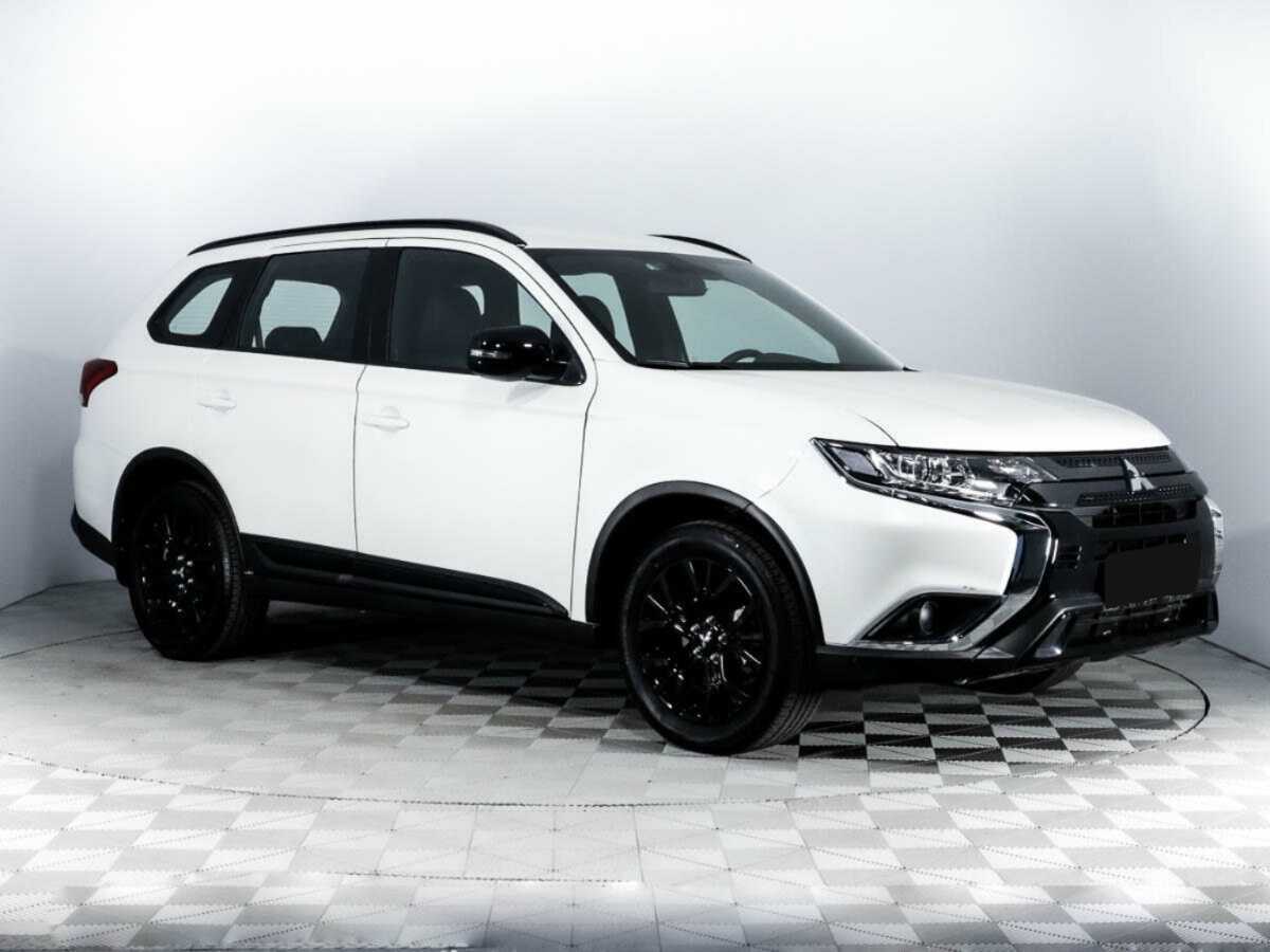 Mitsubishi Outlander б/у, 2021, Вариатор. Фото: #2
