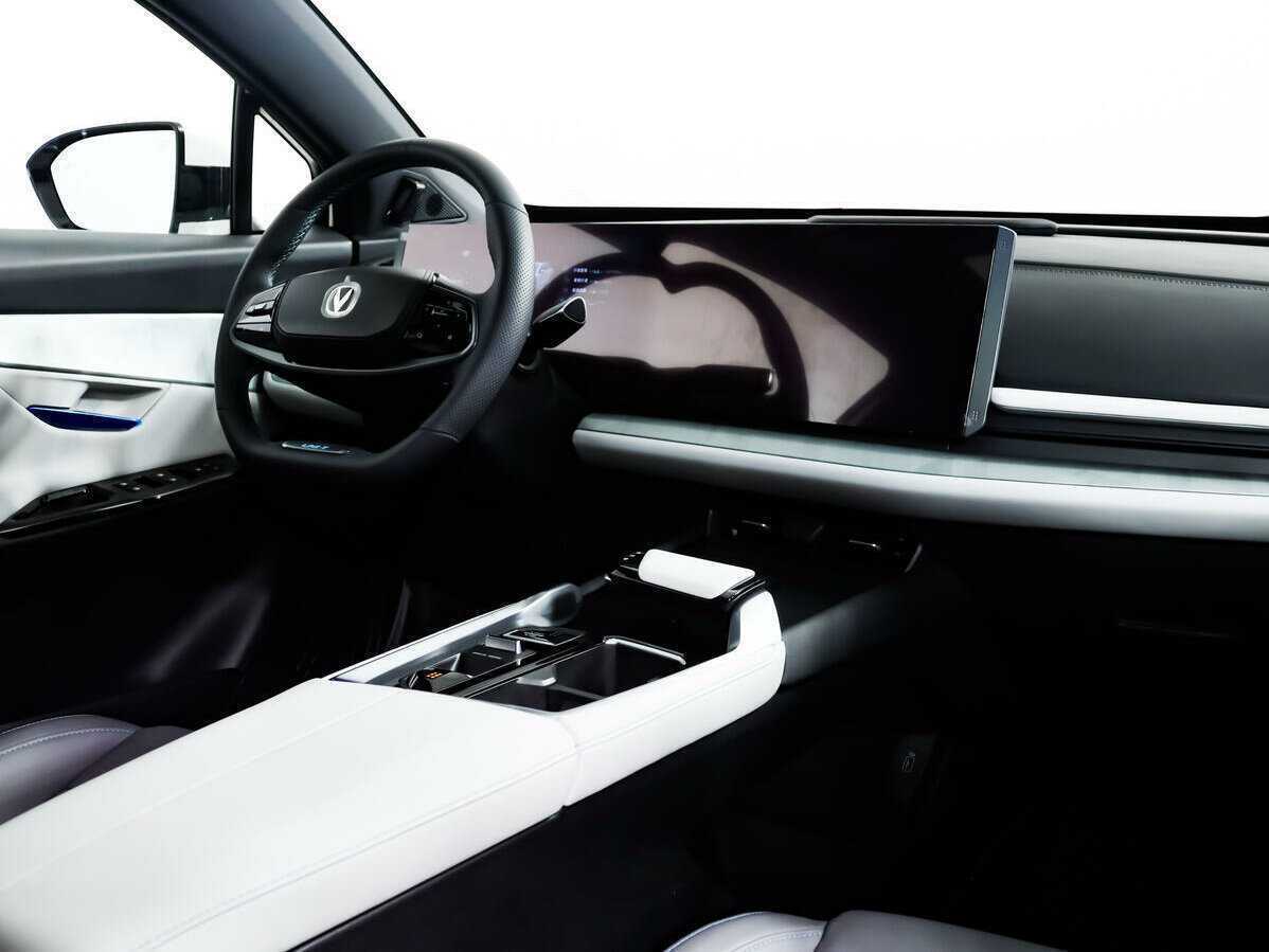 Changan UNI-T б/у, 2023, Роботизированная. Фото: #6