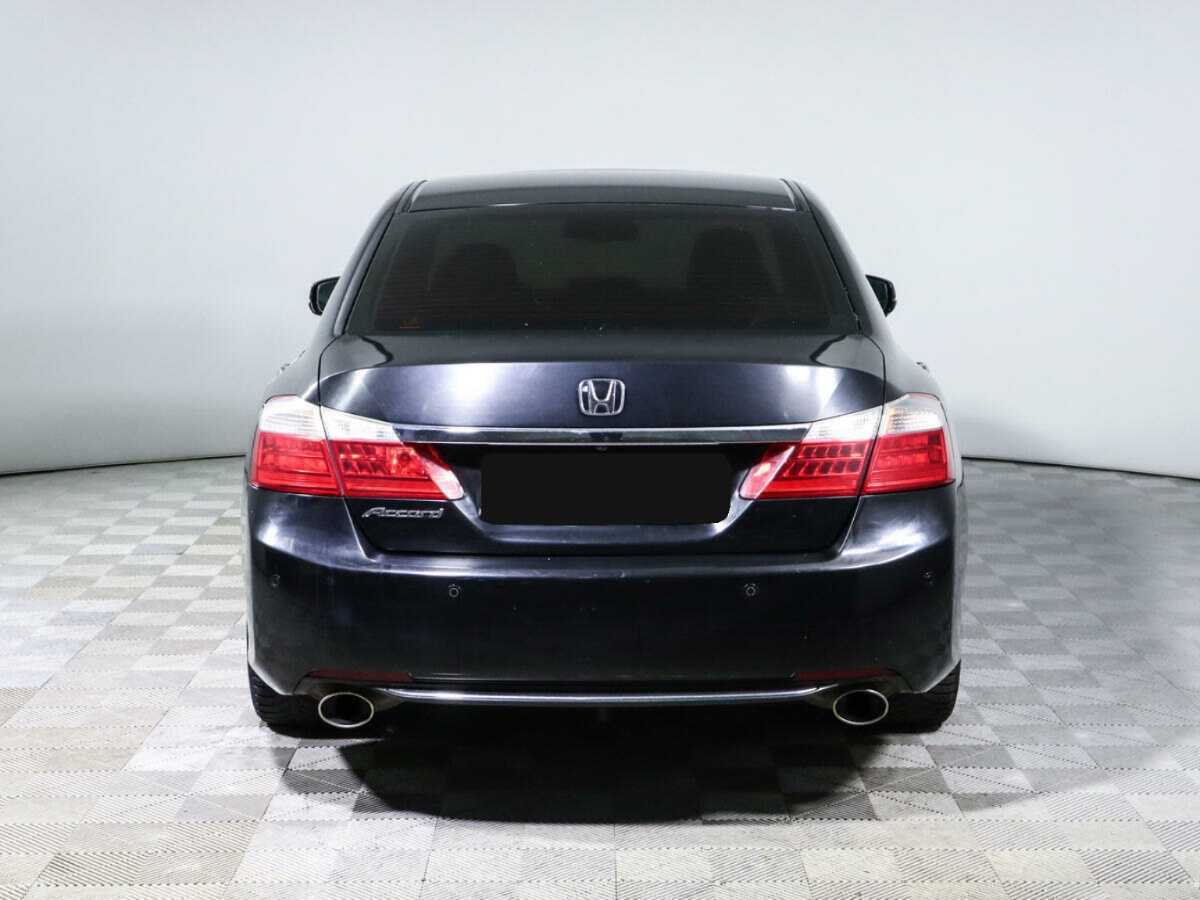 Honda Accord б/у, 2013, Автоматическая. Фото: #4