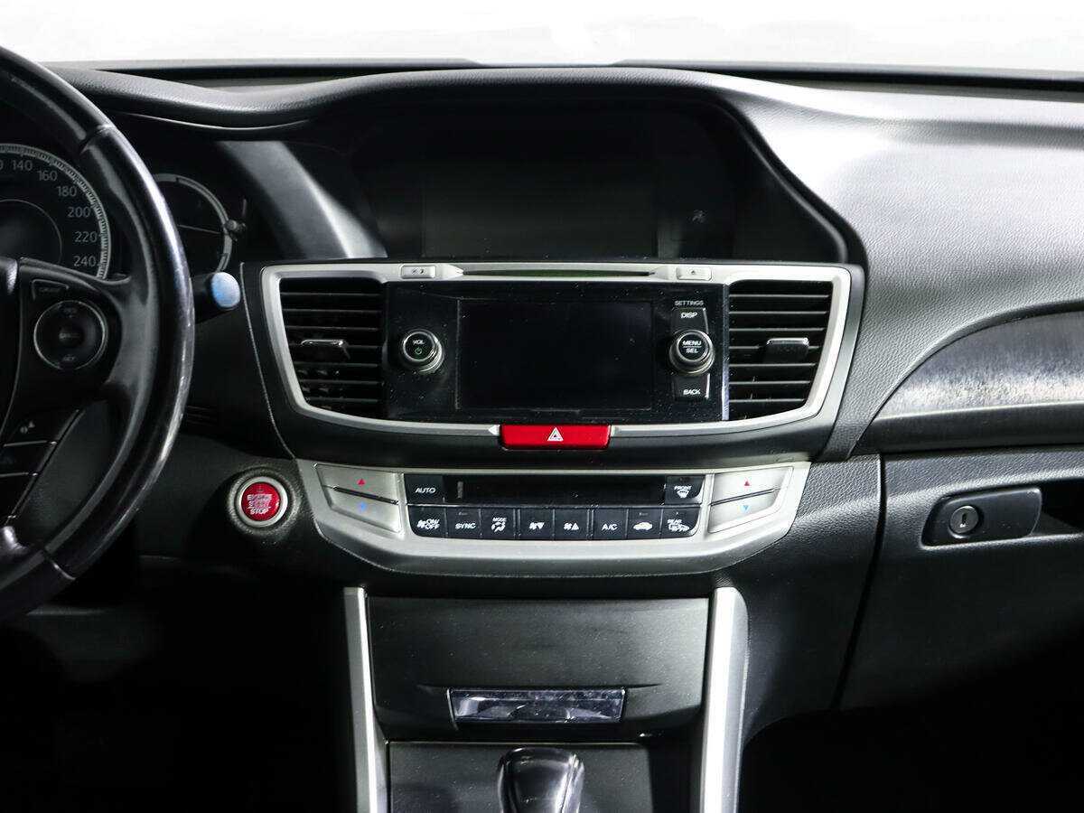 Honda Accord б/у, 2013, Автоматическая. Фото: #10