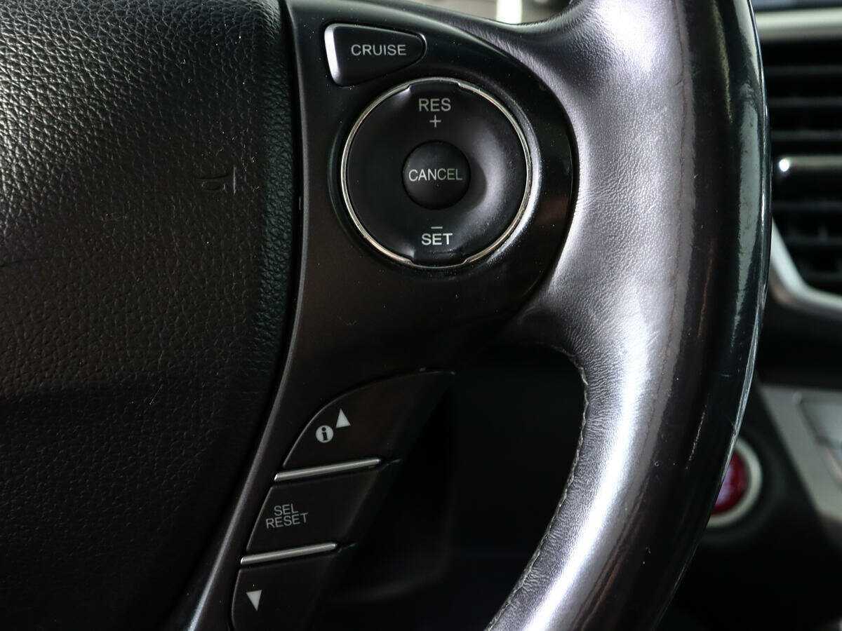 Honda Accord б/у, 2013, Автоматическая. Фото: #17