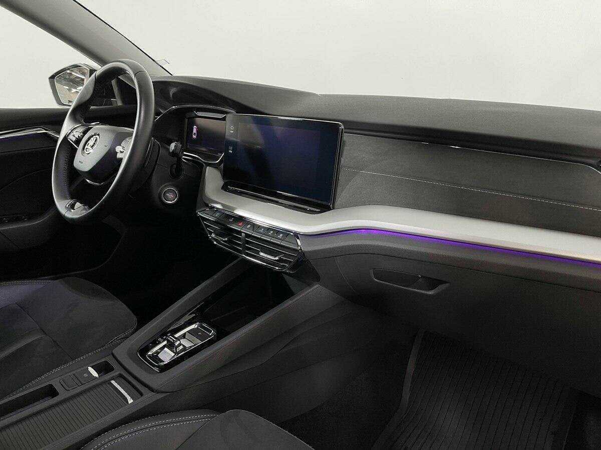 Skoda Octavia б/у, 2021, Автоматическая. Фото: #6