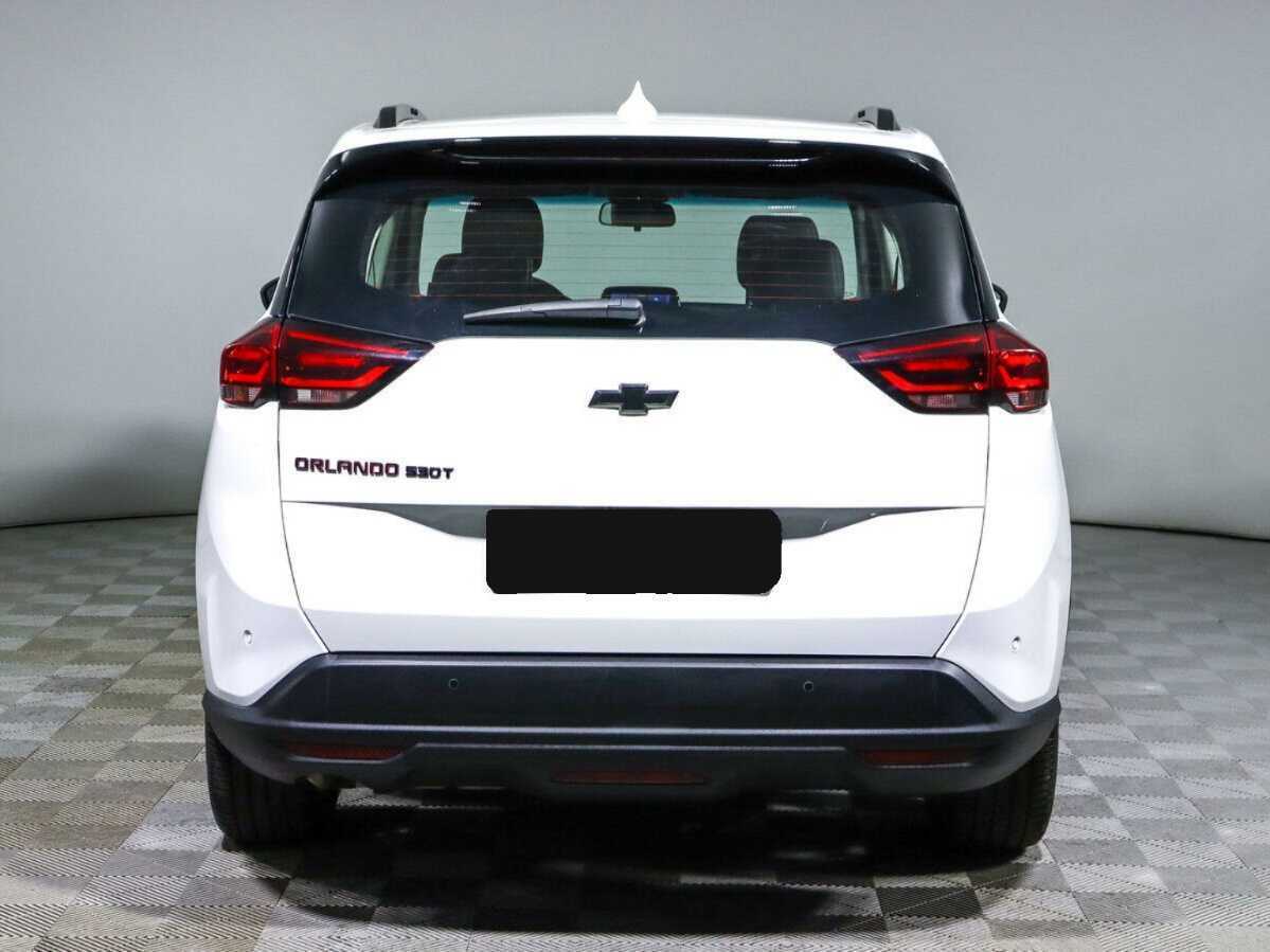 Chevrolet Orlando б/у, 2022, Автоматическая. Фото: #4