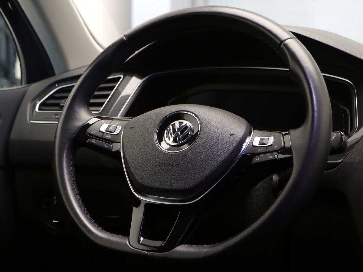 Volkswagen Tiguan б/у, 2020, Роботизированная. Фото: #12