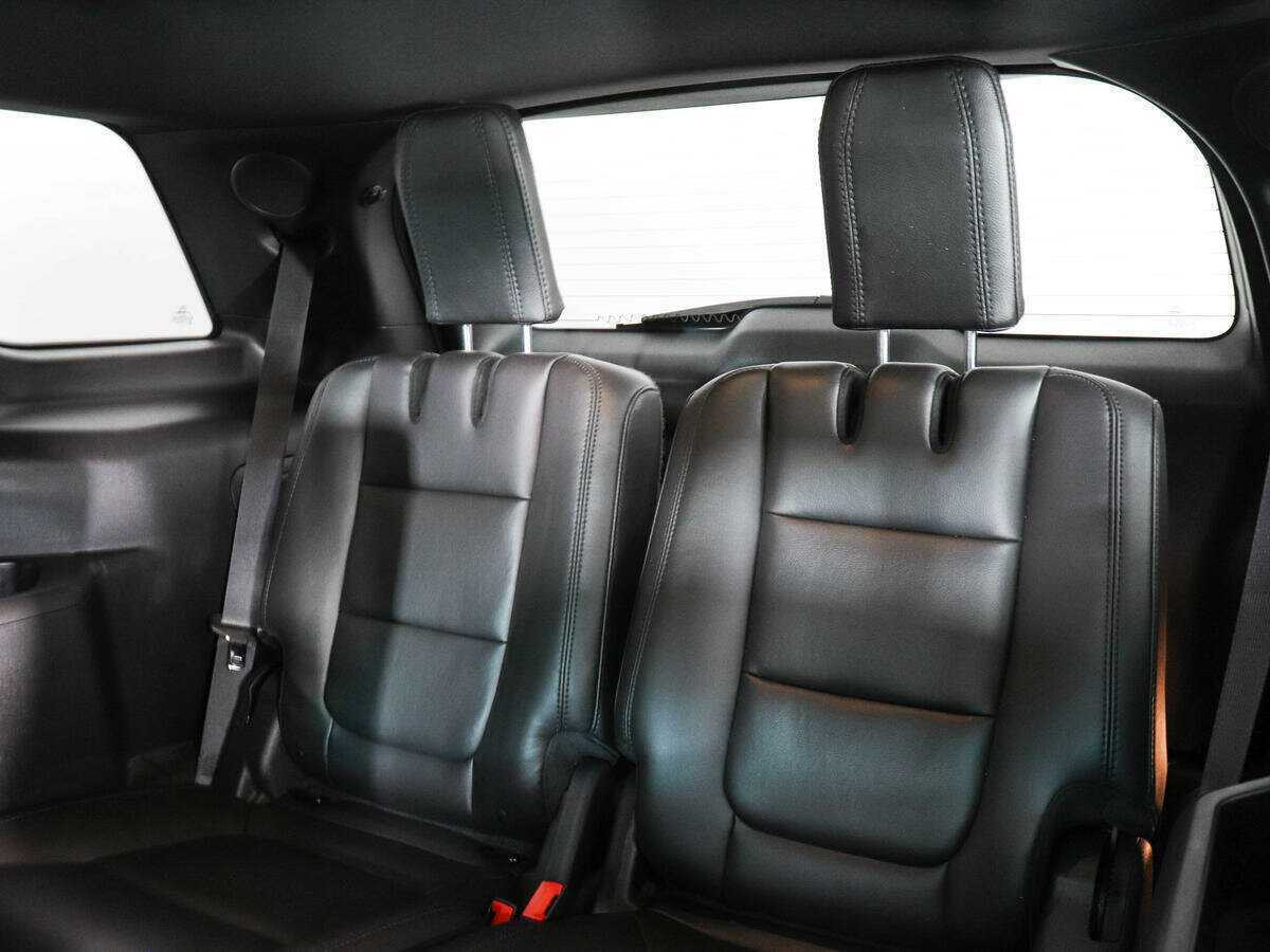 Ford Explorer б/у, 2015, Автоматическая. Фото: #8