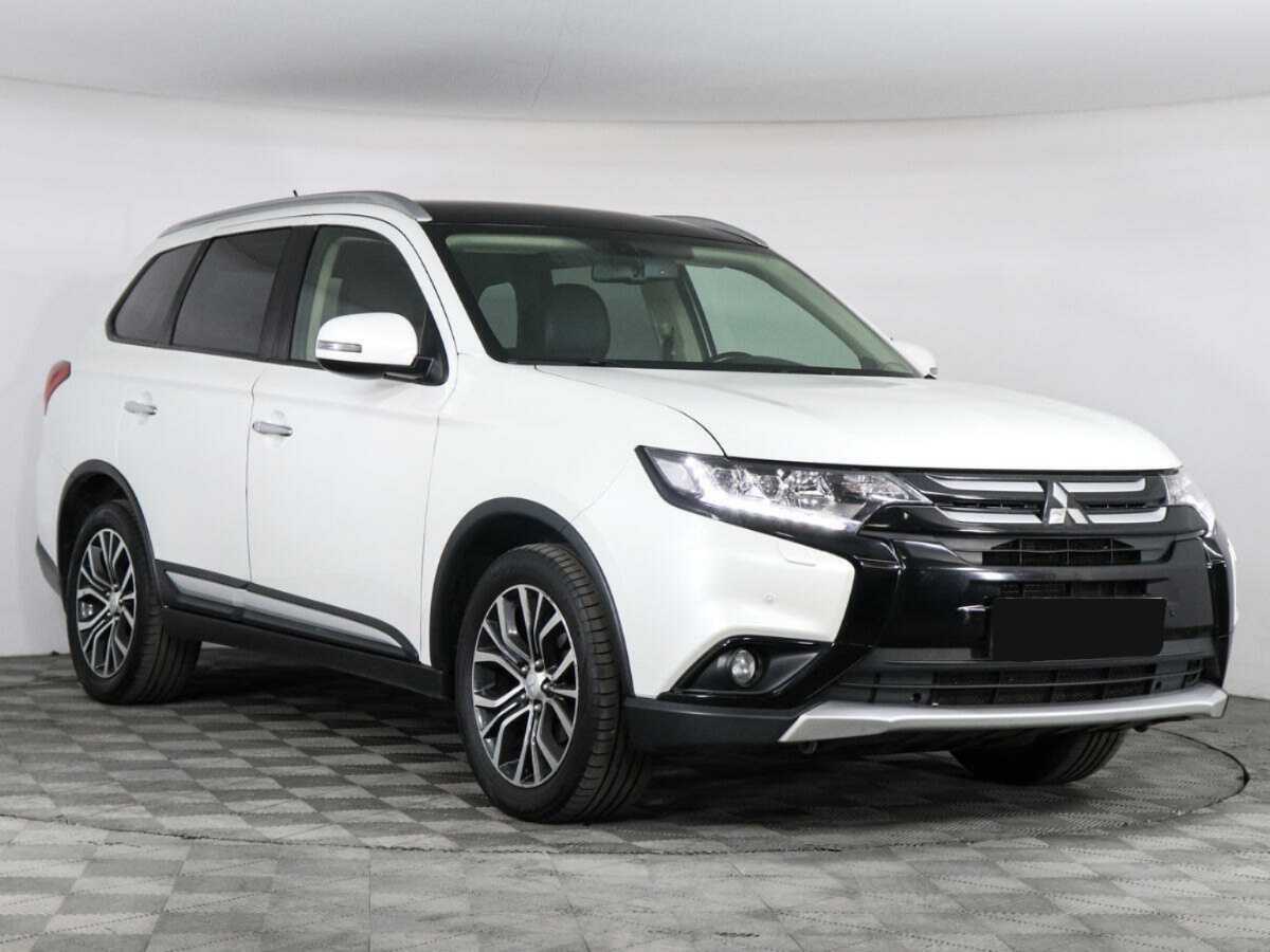 Mitsubishi Outlander б/у, 2016, Вариатор. Фото: #2
