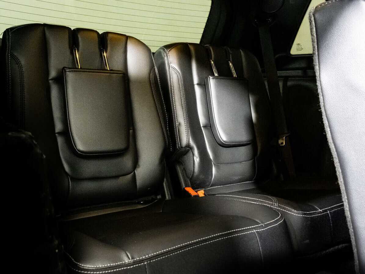 Ford Explorer б/у, 2017, Автоматическая. Фото: #16