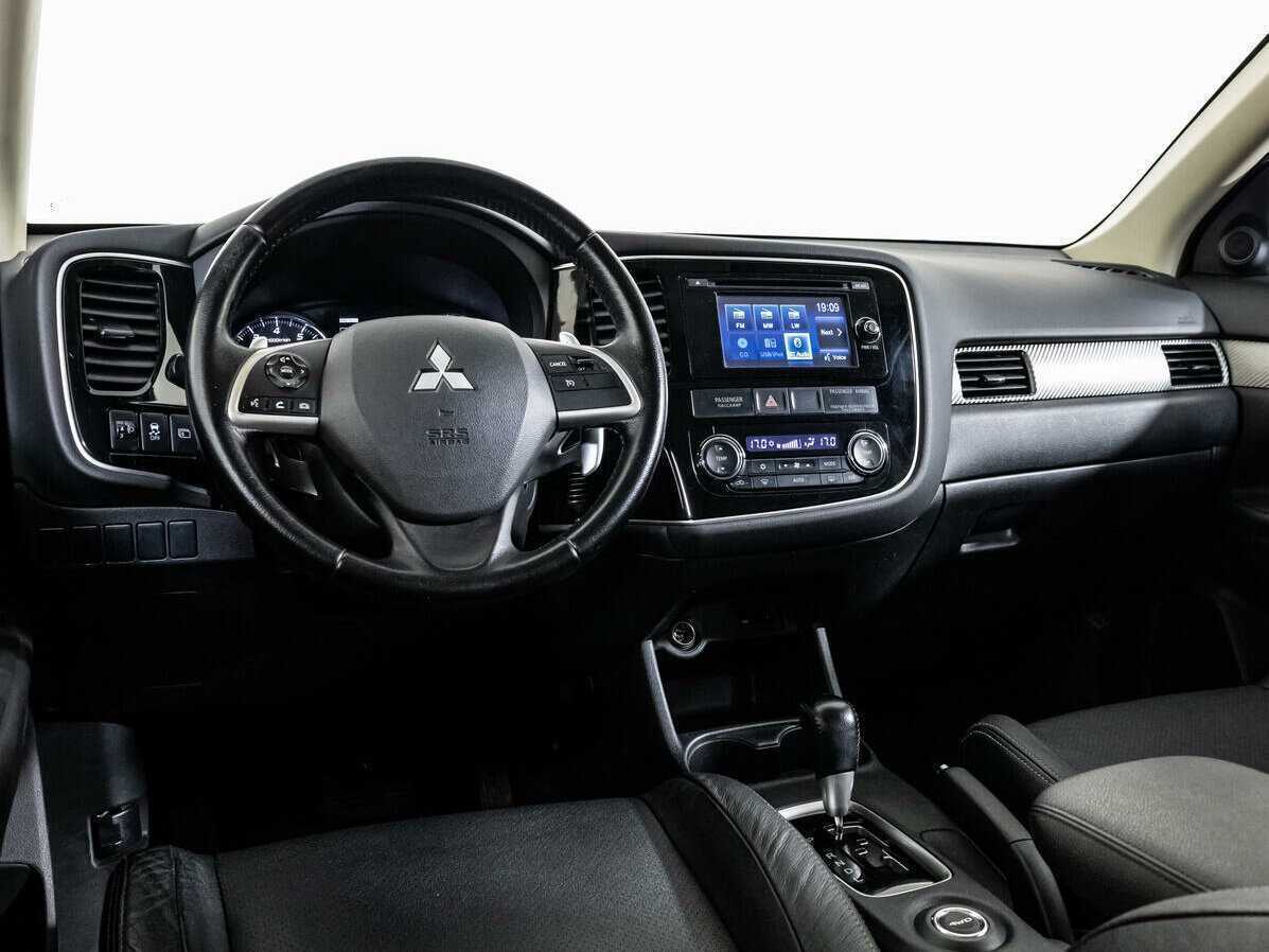 Mitsubishi Outlander б/у, 2014, Вариатор. Фото: #10