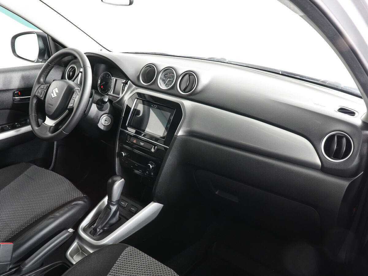 Suzuki Vitara б/у, 2016, Автоматическая. Фото: #9