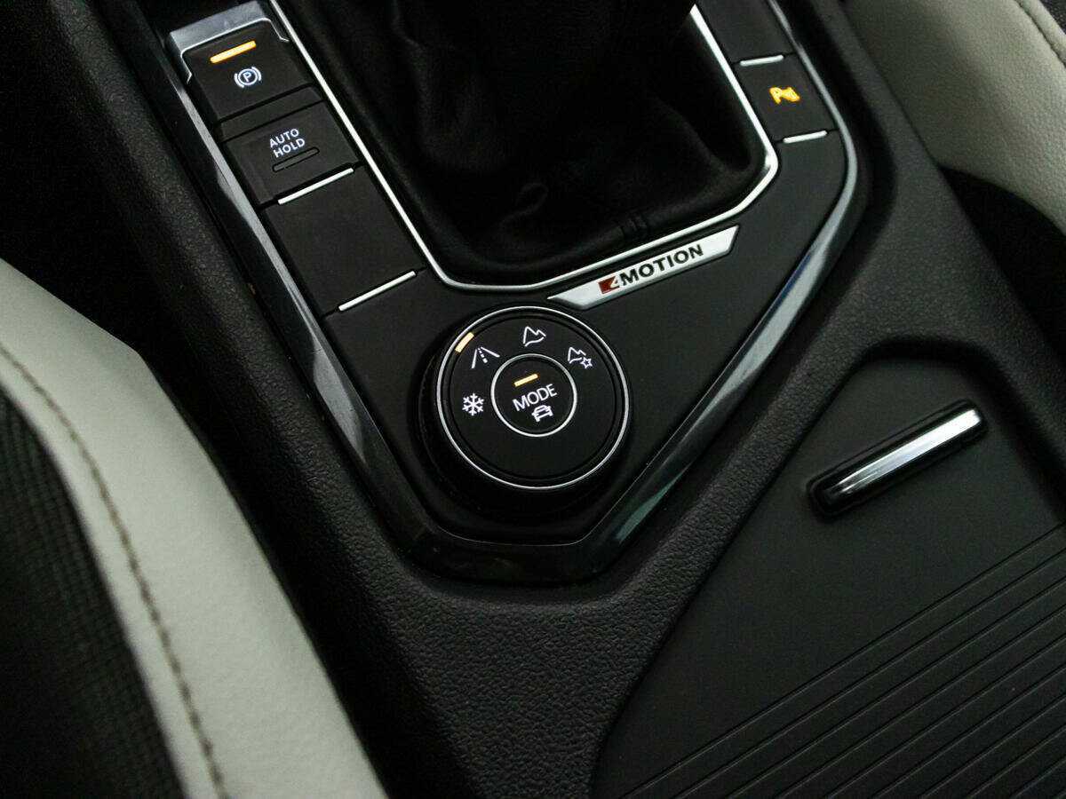 Volkswagen Tiguan б/у, 2019, Механическая. Фото: #17