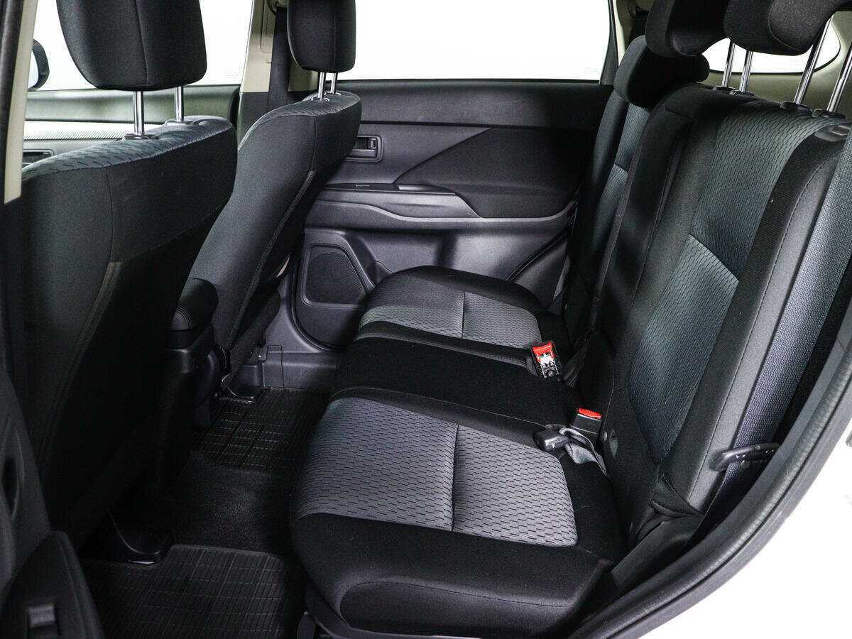 Mitsubishi Outlander б/у, 2013, Вариатор. Фото: #9