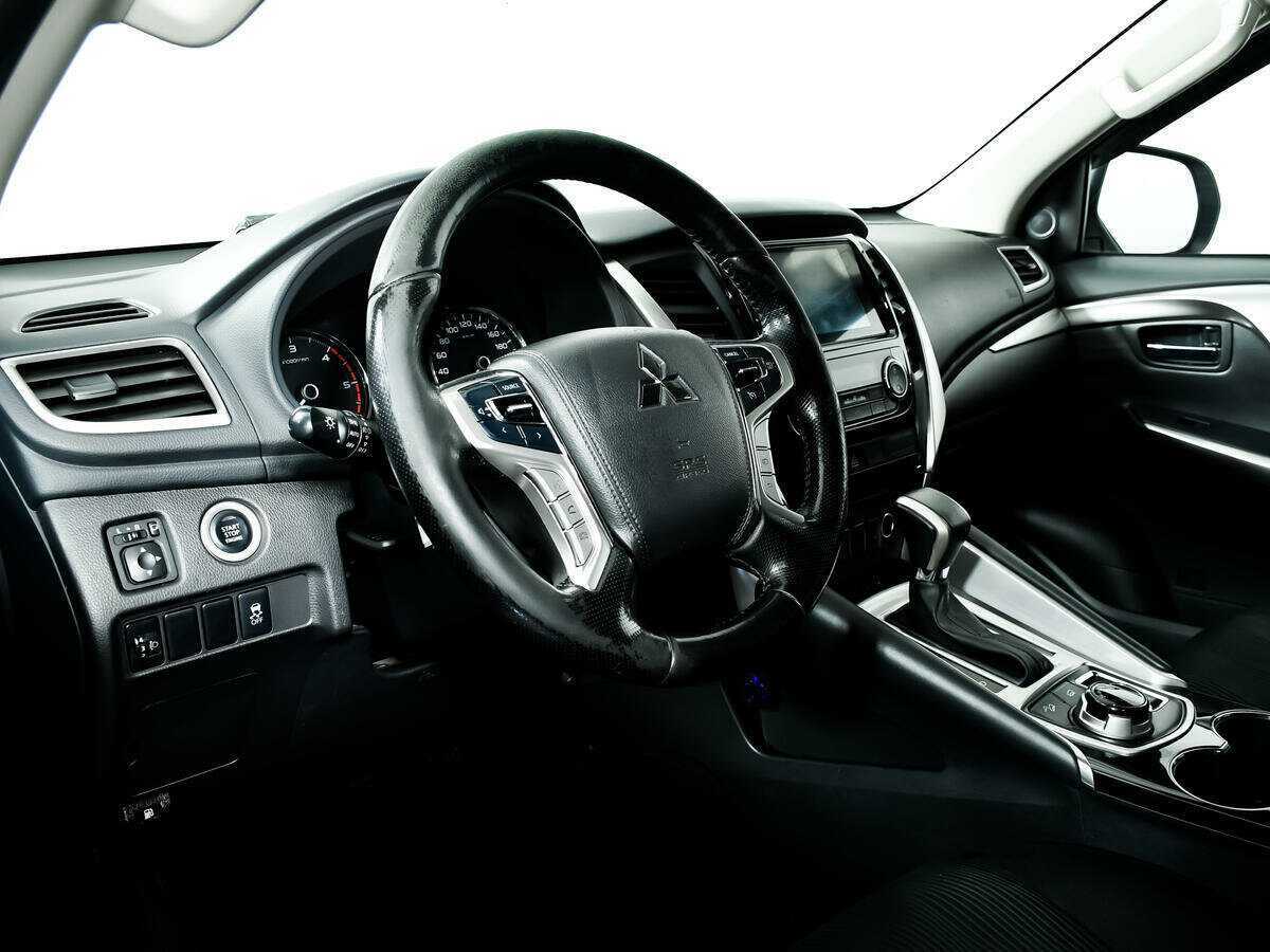 Mitsubishi Pajero Sport б/у, 2019, Автоматическая. Фото: #12