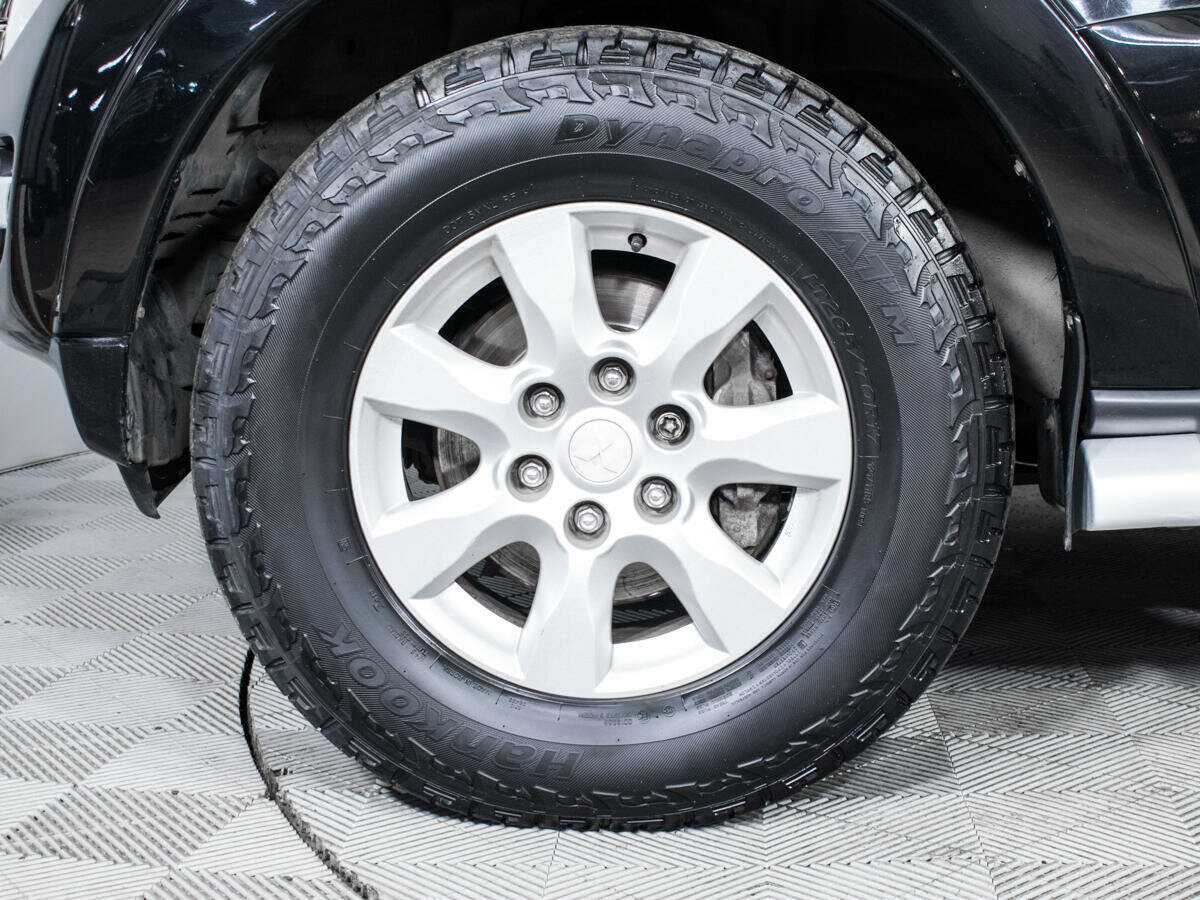 Mitsubishi Pajero б/у, 2014, Автоматическая. Фото: #12