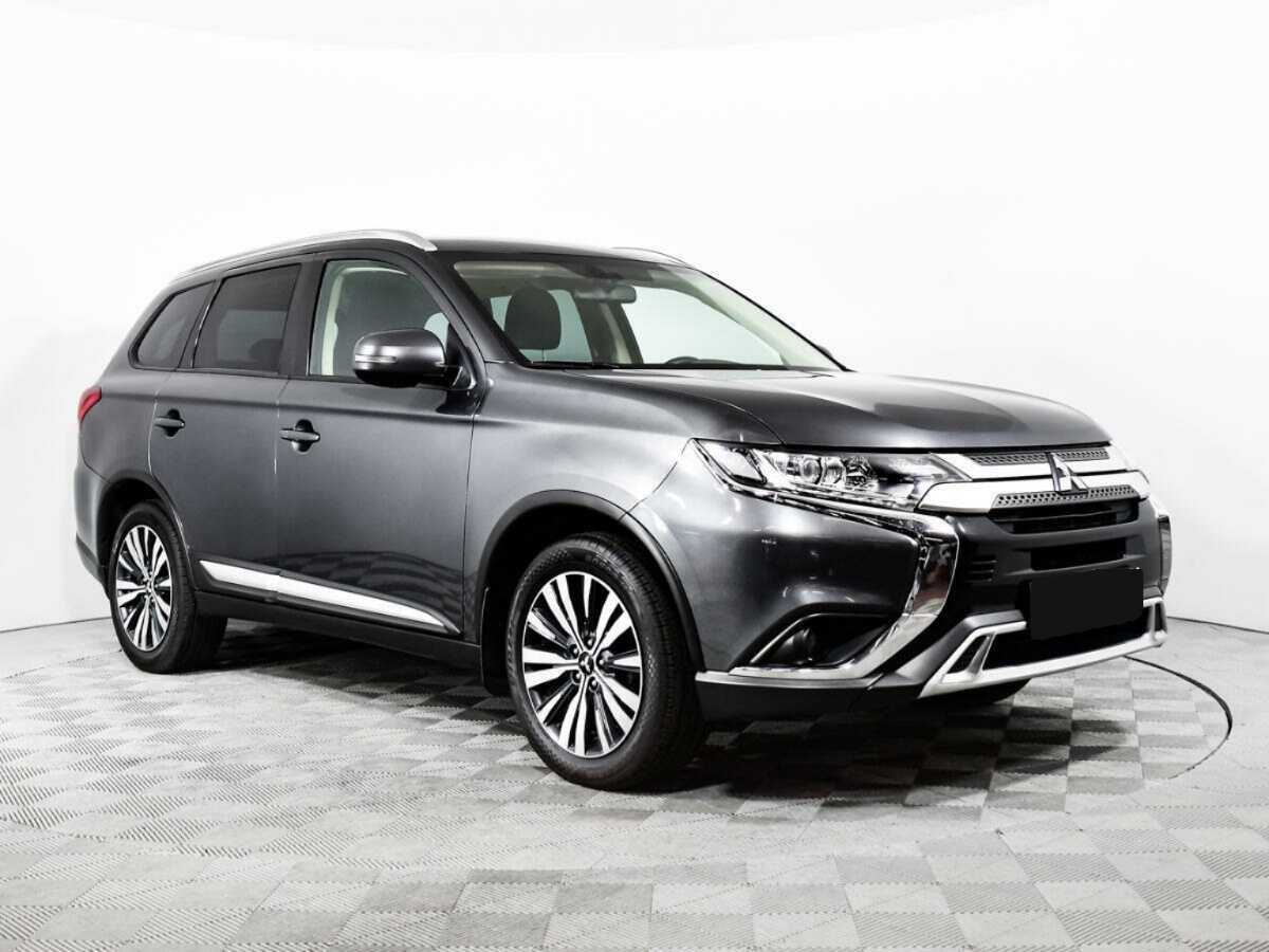 Mitsubishi Outlander б/у, 2020, Вариатор. Фото: #2