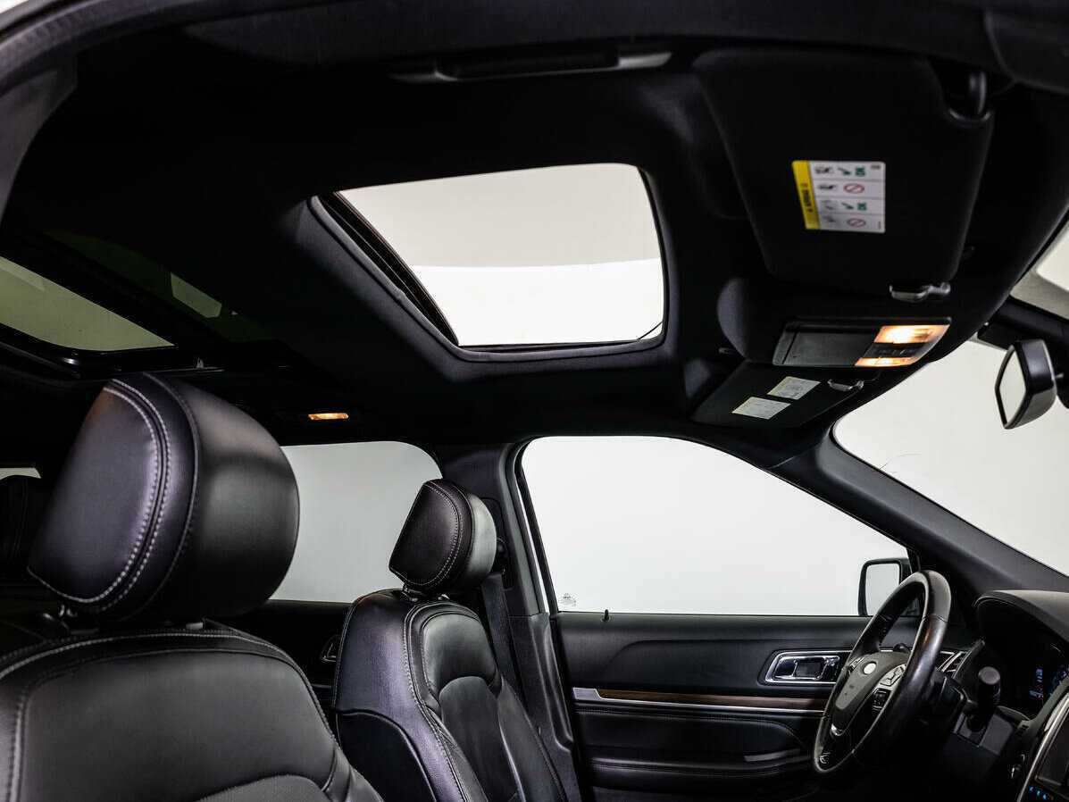 Ford Explorer б/у, 2015, Автоматическая. Фото: #15