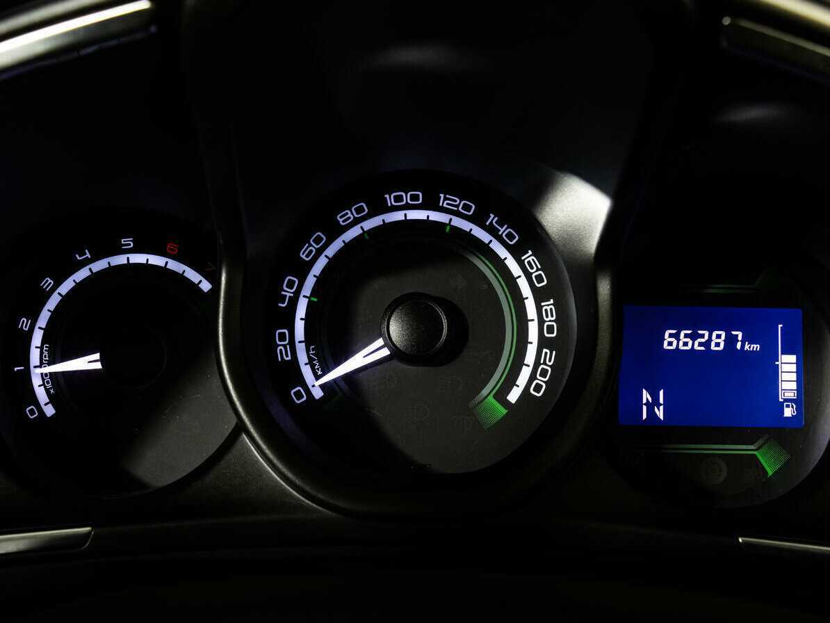 Лада (ВАЗ) ИКСРЭЙ б/у, 2017, Роботизированная. Фото: #16