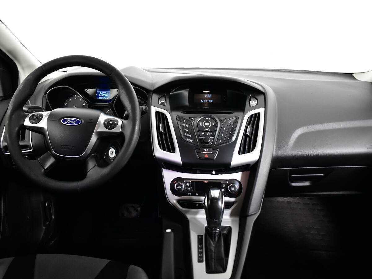 Форд Фокус б/у, 2014, Роботизированная. Фото: #11