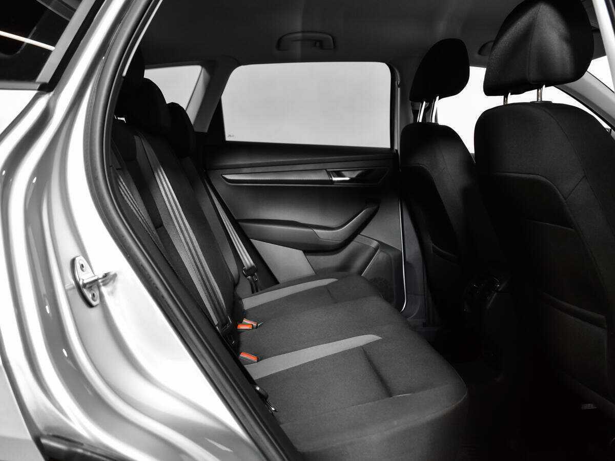 Skoda Karoq б/у, 2021, Автоматическая. Фото: #8