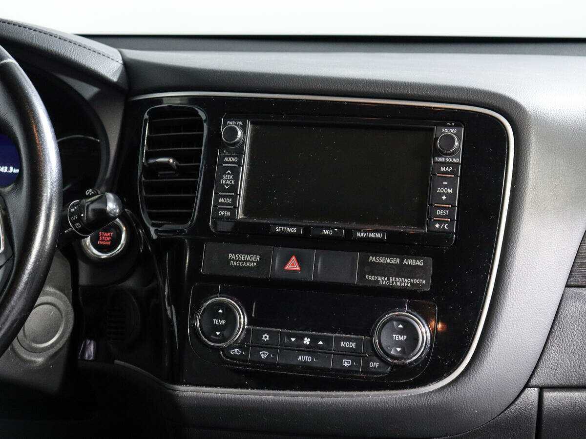 Mitsubishi Outlander б/у, 2015, Вариатор. Фото: #10