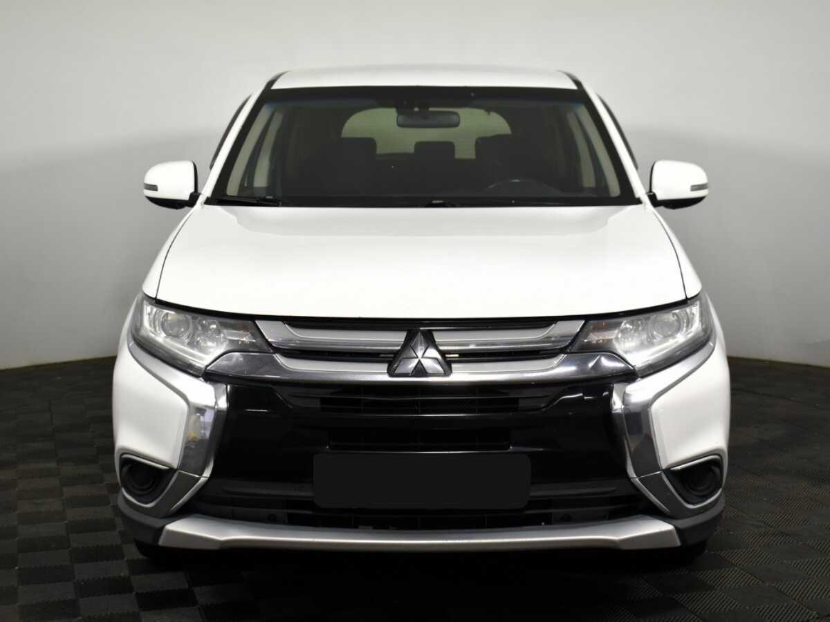 Mitsubishi Outlander б/у, 2017, Вариатор. Фото: #1