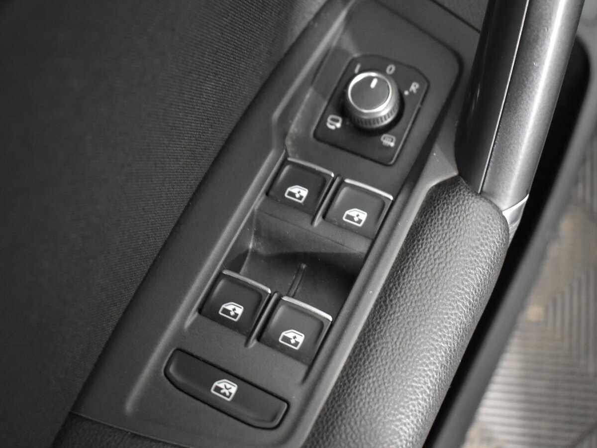 Volkswagen Tiguan б/у, 2017, Роботизированная. Фото: #15