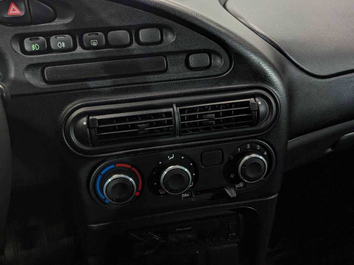 Шевроле Нива б/у, 2018, Механическая. Фото: #13