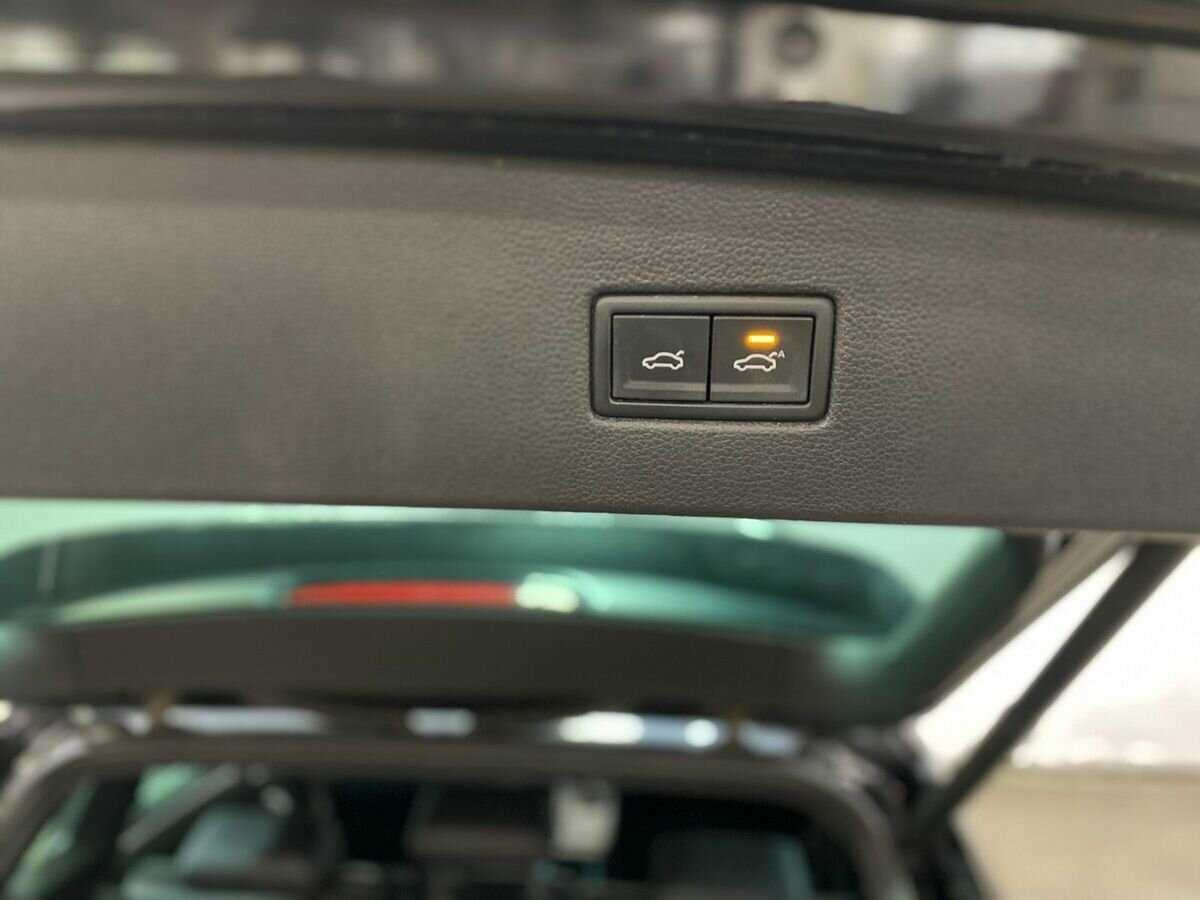 Volkswagen Tiguan б/у, 2021, Роботизированная. Фото: #19