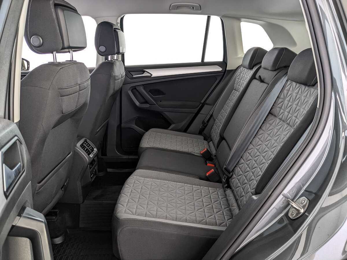 Volkswagen Tiguan б/у, 2021, Роботизированная. Фото: #13