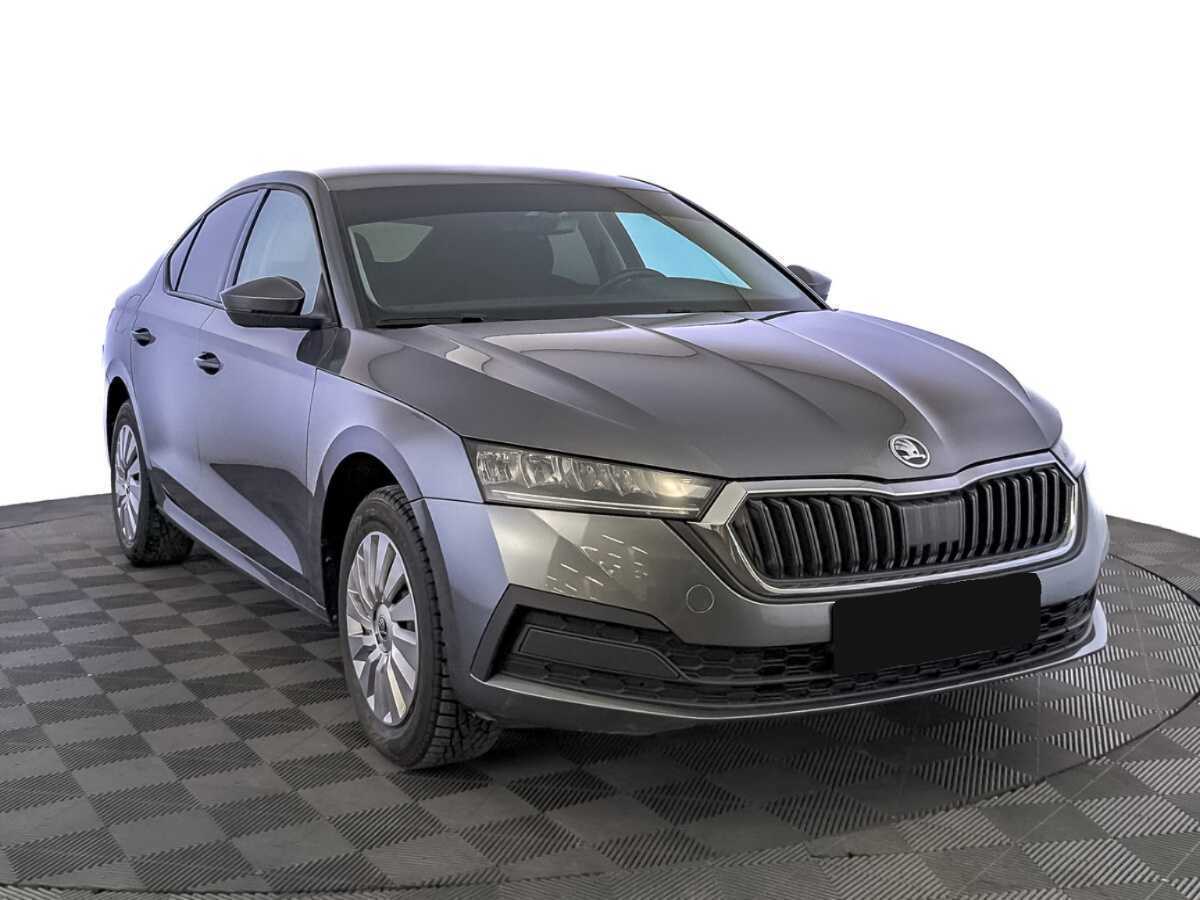 Skoda Octavia б/у, 2021, Автоматическая. Фото: #2
