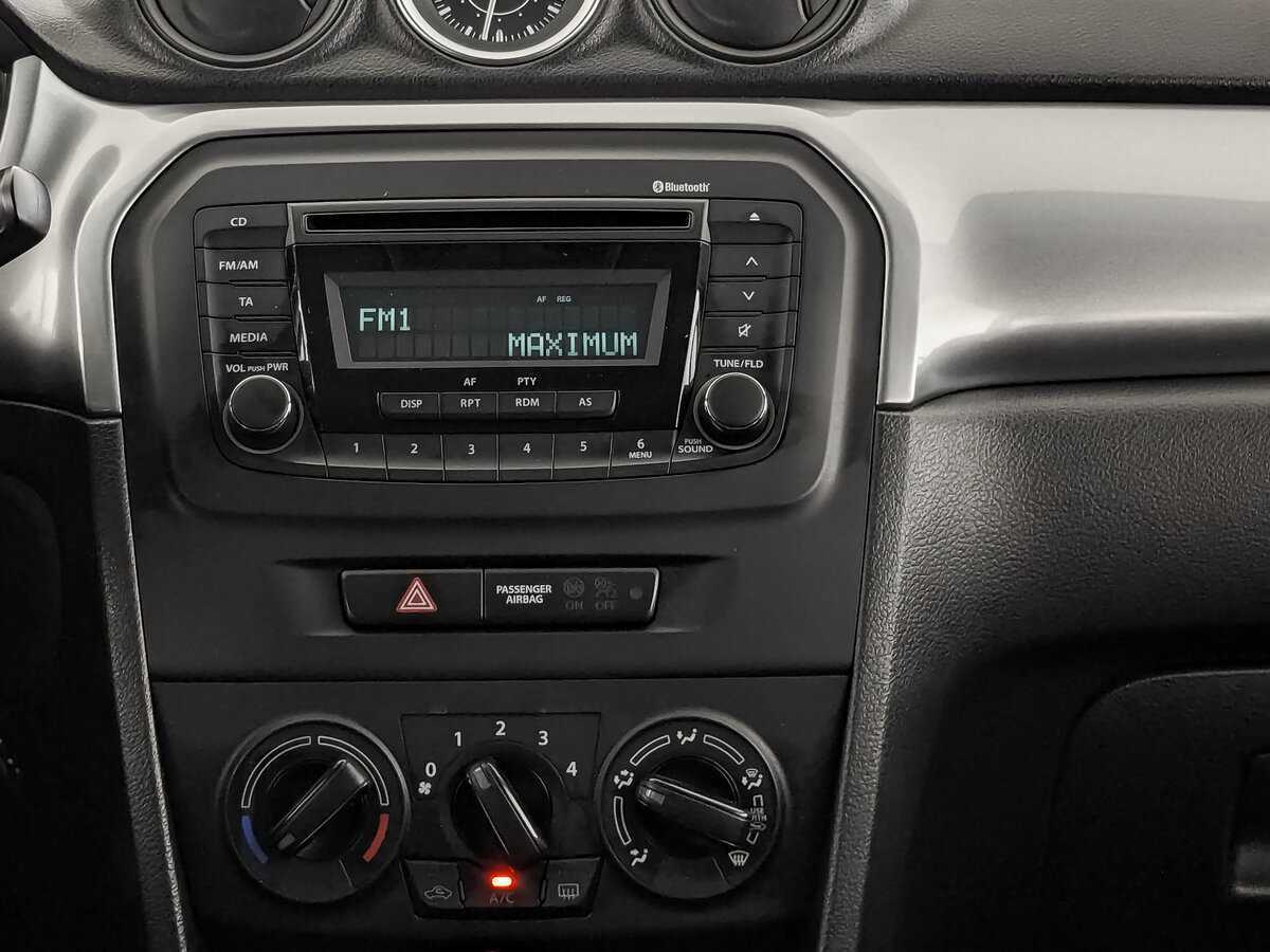 Suzuki Vitara б/у, 2017, Автоматическая. Фото: #12