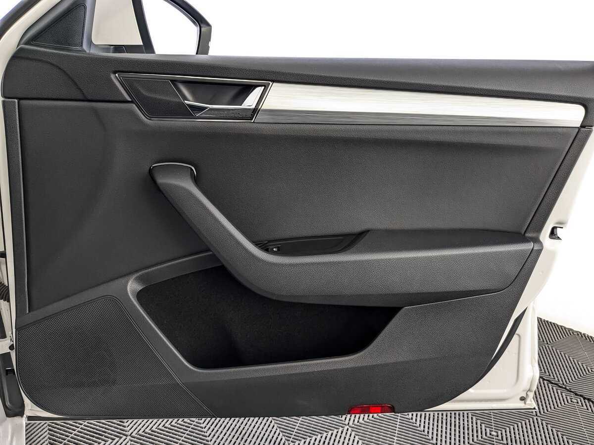 Skoda Superb б/у, 2021, Роботизированная. Фото: #20