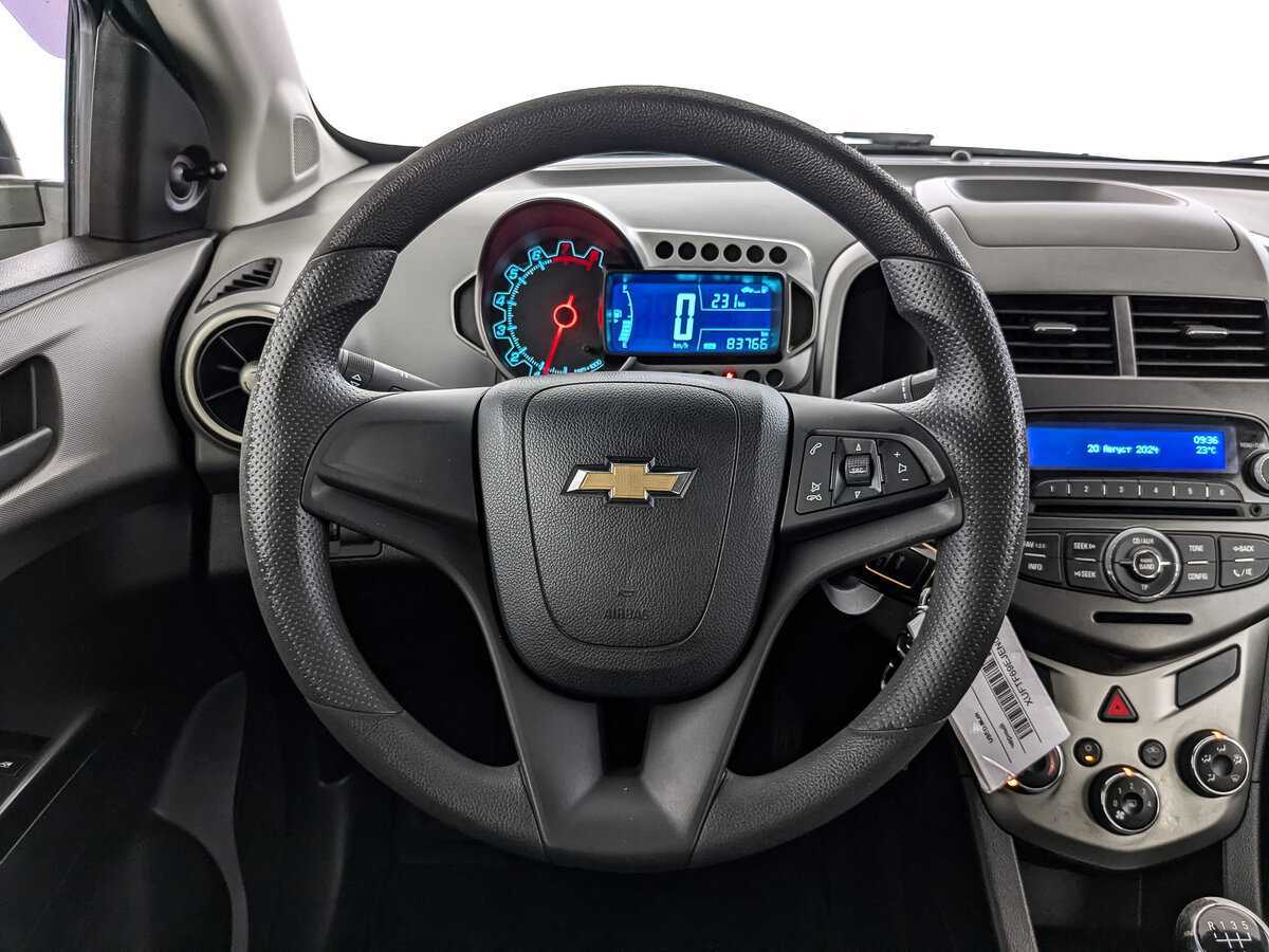 Chevrolet Aveo б/у, 2014, Механическая. Фото: #16