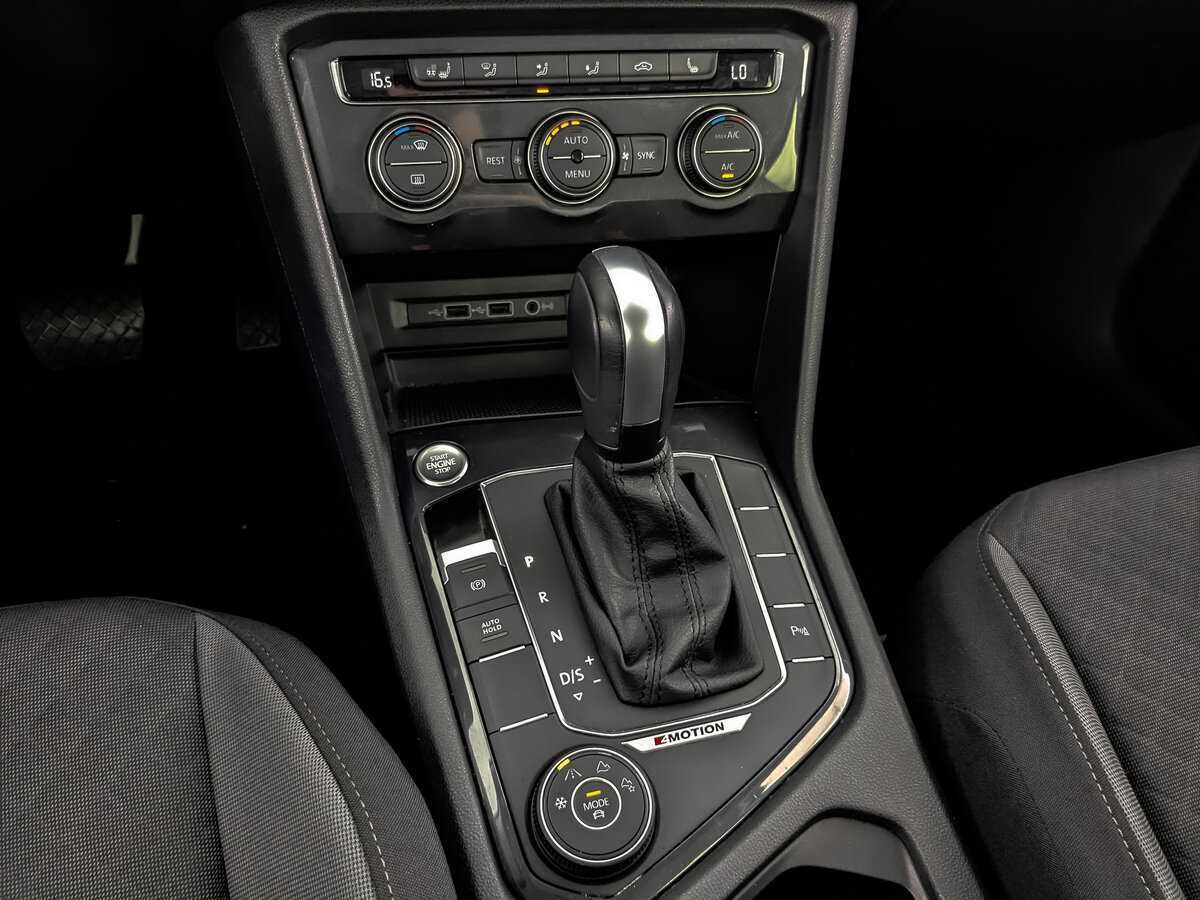 Volkswagen Tiguan б/у, 2020, Роботизированная. Фото: #21