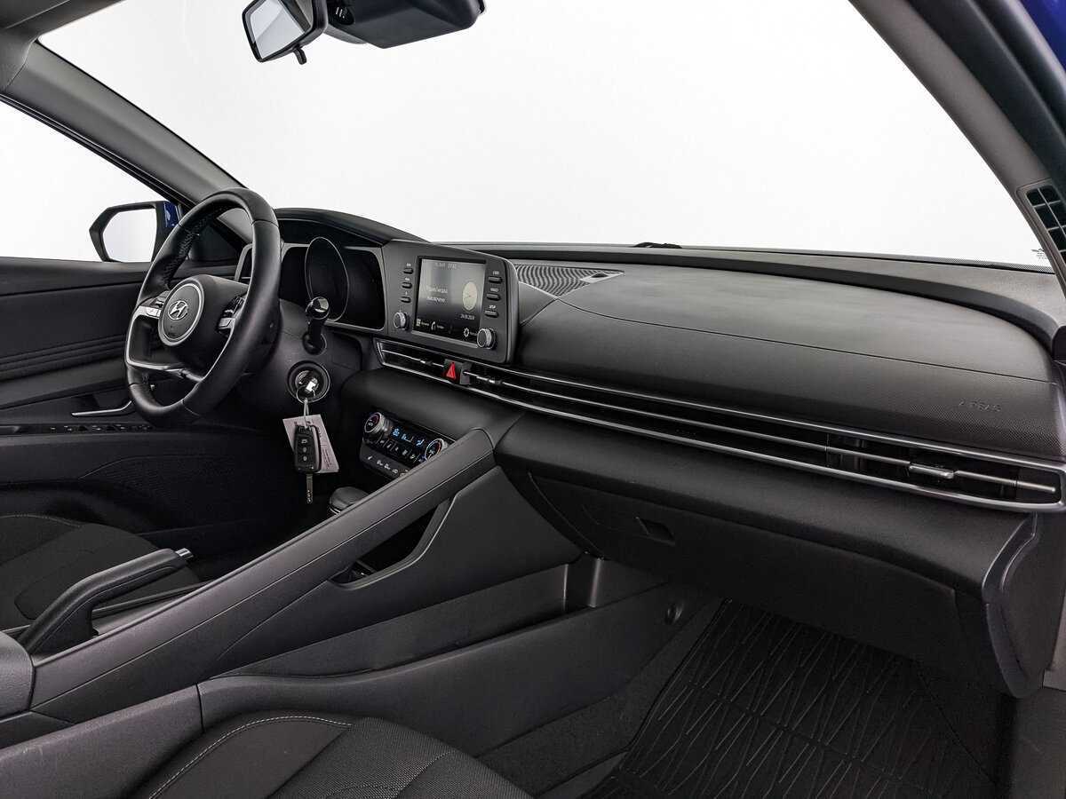 Hyundai Elantra б/у, 2021, Автоматическая. Фото: #8