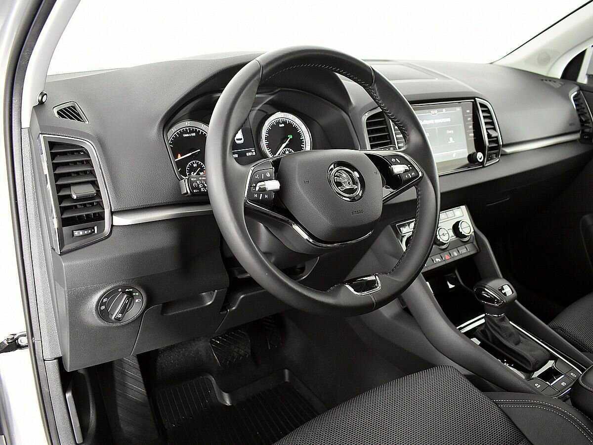 Skoda Karoq б/у, 2022, Автоматическая. Фото: #6