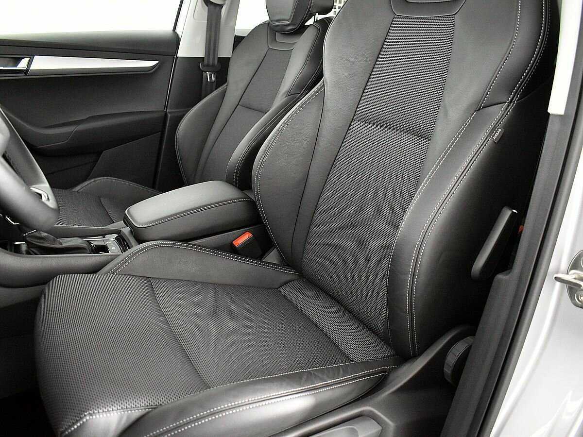 Skoda Karoq б/у, 2022, Автоматическая. Фото: #7