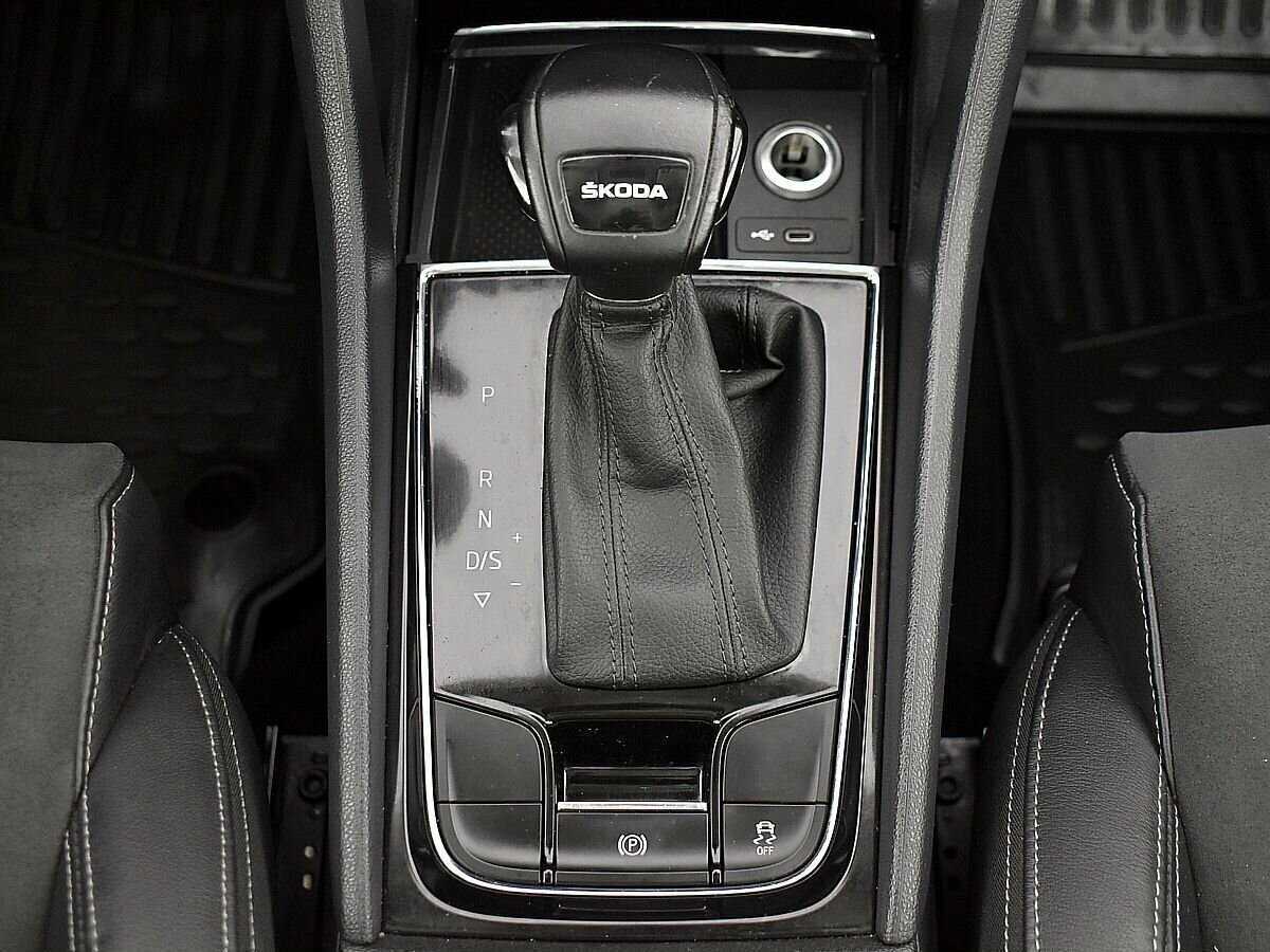 Skoda Karoq б/у, 2020, Автоматическая. Фото: #13