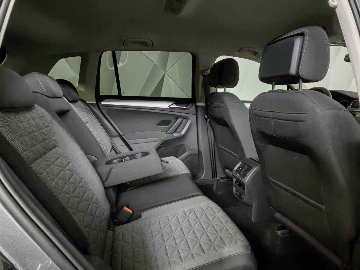 Volkswagen Tiguan б/у, 2021, Роботизированная. Фото: #11