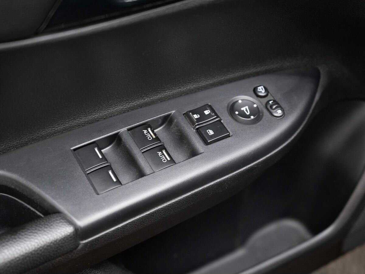 Honda Accord б/у, 2013, Автоматическая. Фото: #20