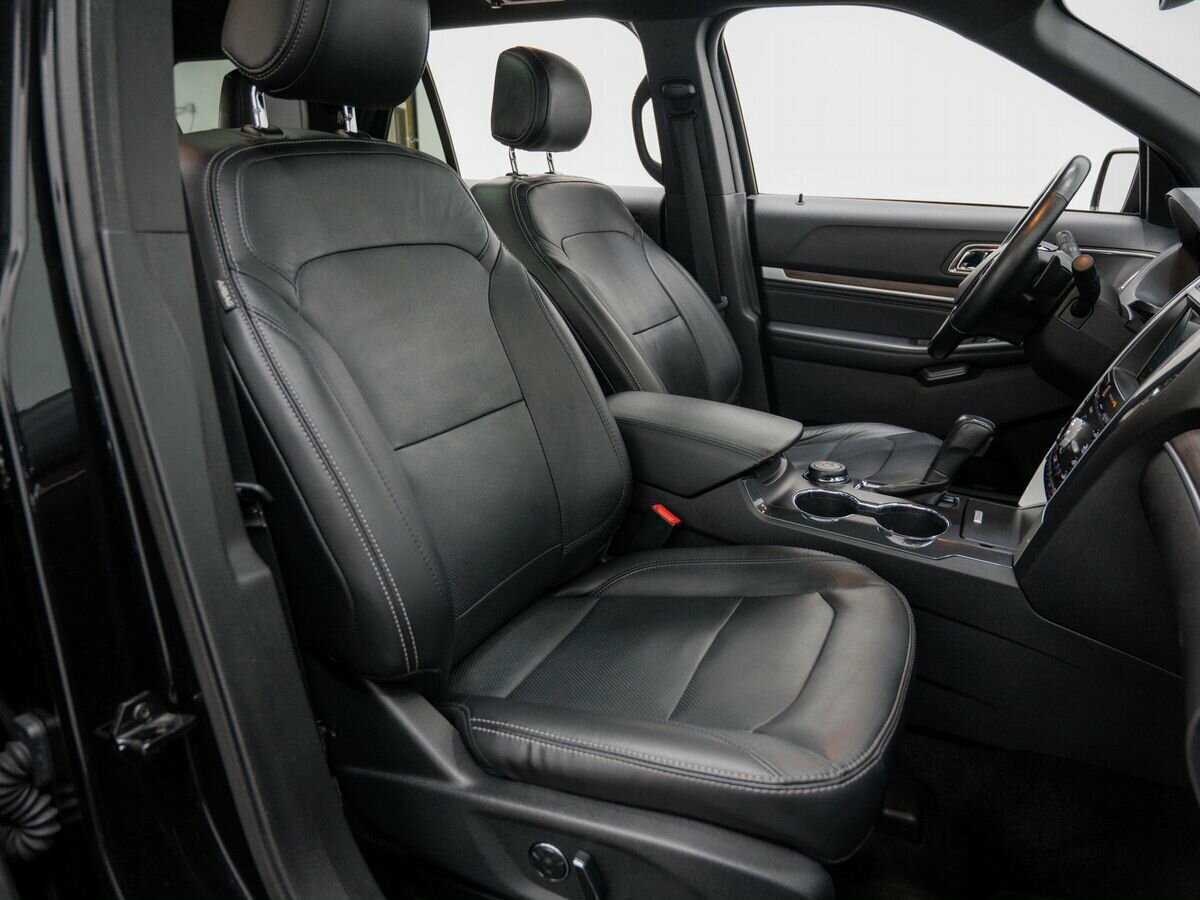 Ford Explorer б/у, 2017, Автоматическая. Фото: #7