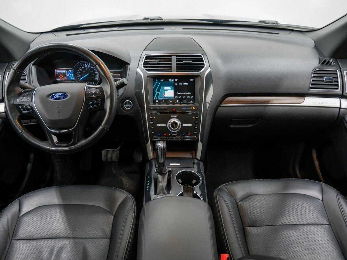 Ford Explorer б/у, 2017, Автоматическая. Фото: #11