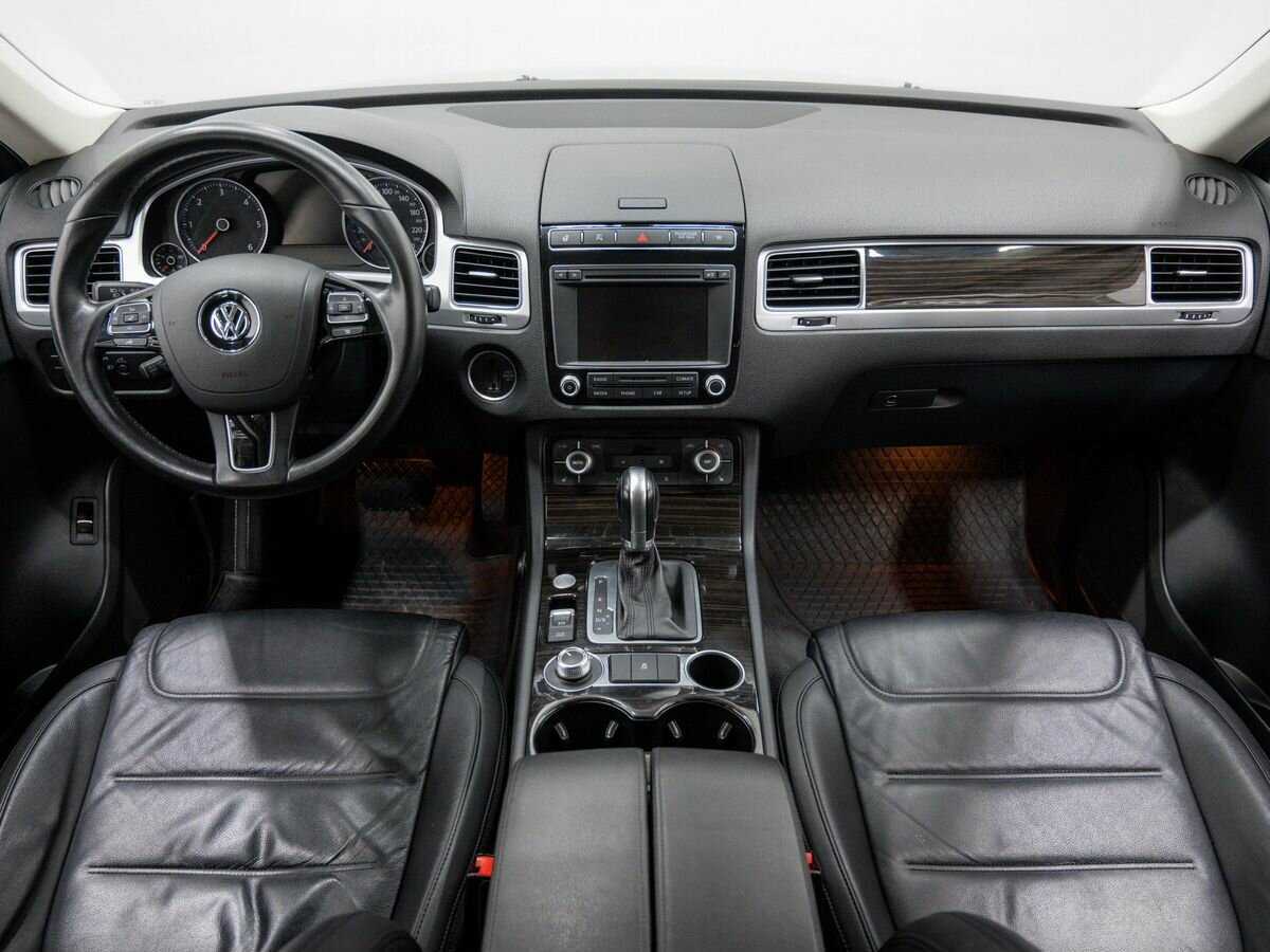 Volkswagen Touareg б/у, 2016, Автоматическая. Фото: #9