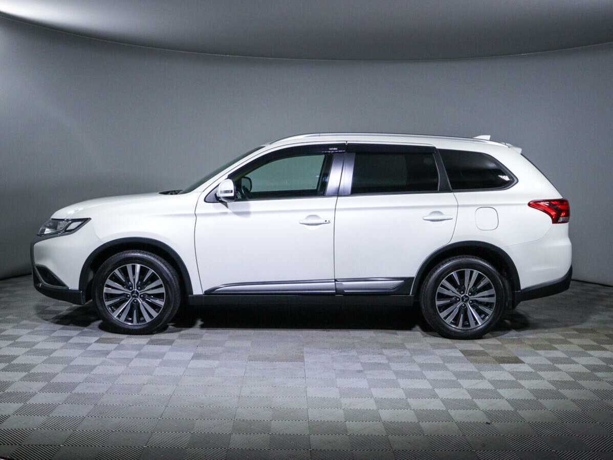 Mitsubishi Outlander б/у, 2018, Вариатор. Фото: #7