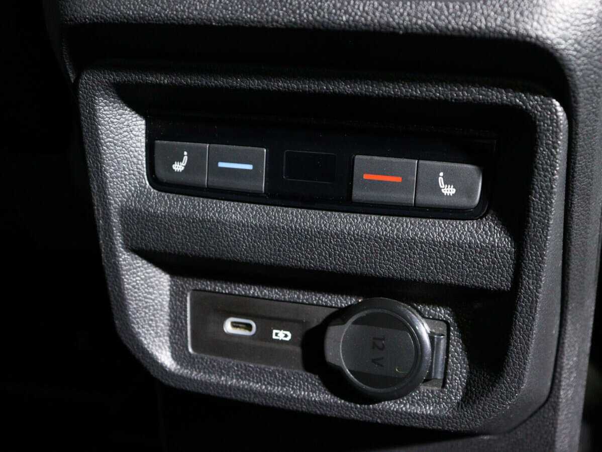 Volkswagen Tiguan б/у, 2021, Роботизированная. Фото: #12